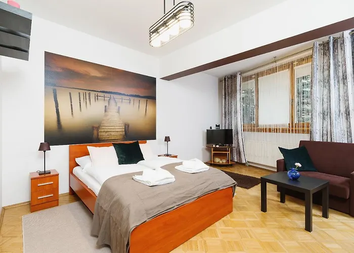Pod Basztą Apartments by Renters